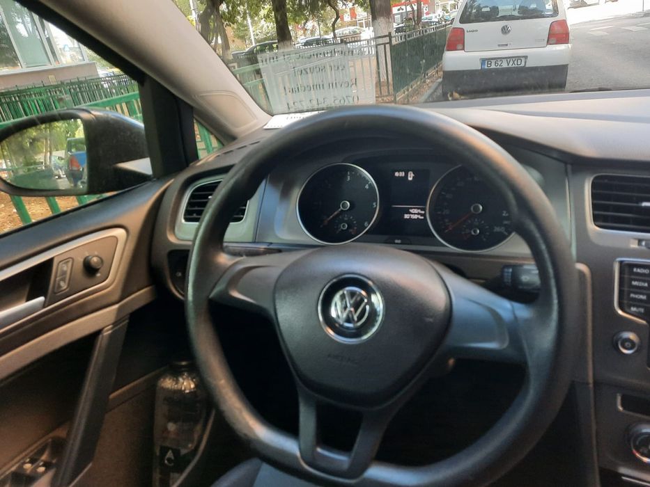 Volkswagen Golf 7  1.6 diesel 4 usi f economic
