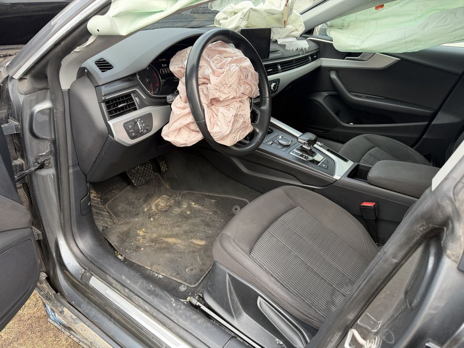 Audi A5 2.0 TDI mild Hybrid avariat