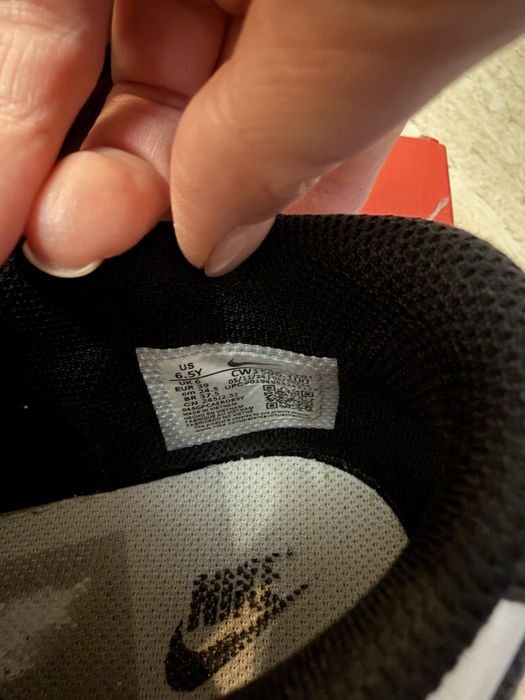 Adidasi Nike marime 39