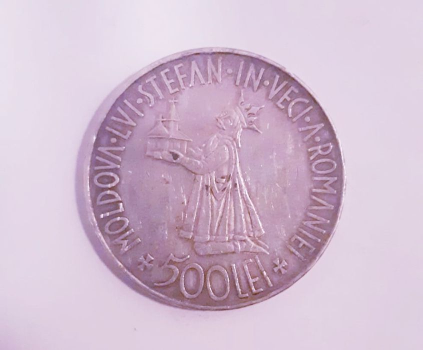 Vand monede de argint