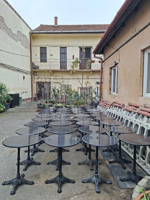 Mese fonta cu blat din granit