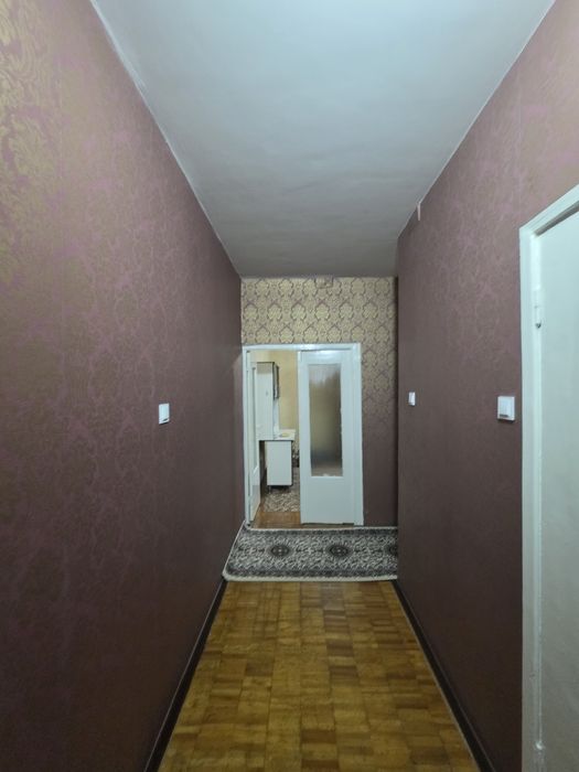 Сдаётся квартира на Кушбеги 1 комнатная 45 квадратов