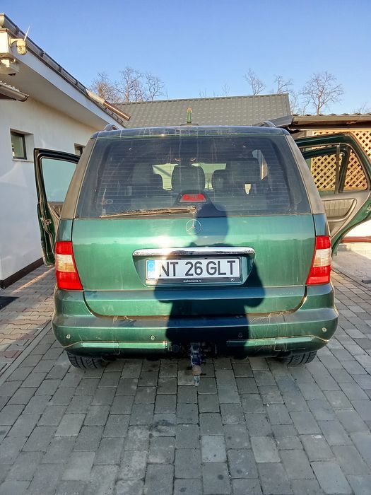 Vînd sau schimb Mercedes Benz ml 400 cdi  din 2003 tip 163 full