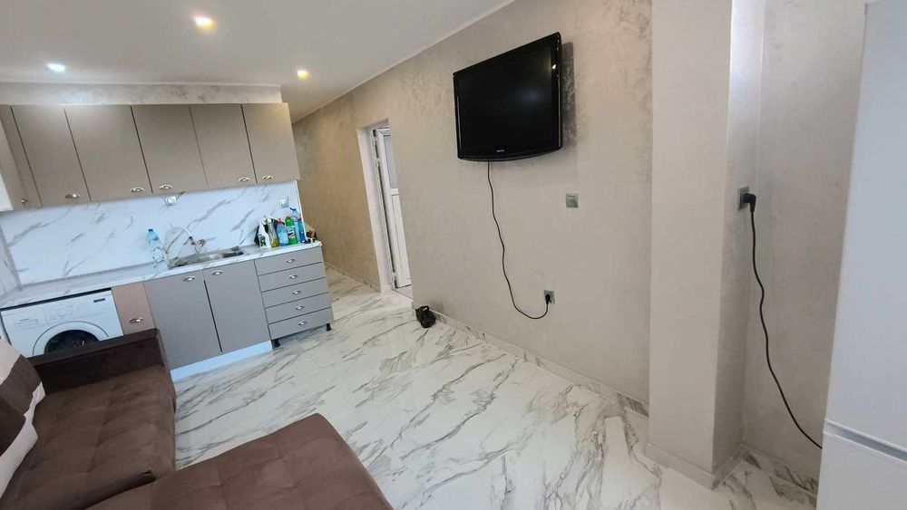 Продава се Двустаен апартамент в Пловдив, Изгрев - 45 кв.м за 1534 €/кв.м - Снимка #2