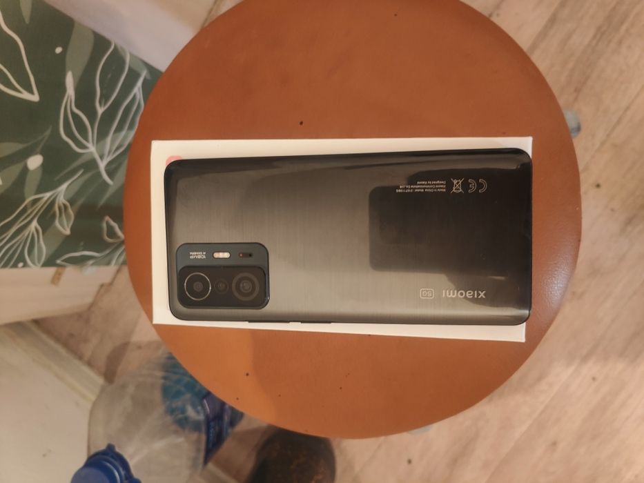 Продам Xiaomi 11t 8/256