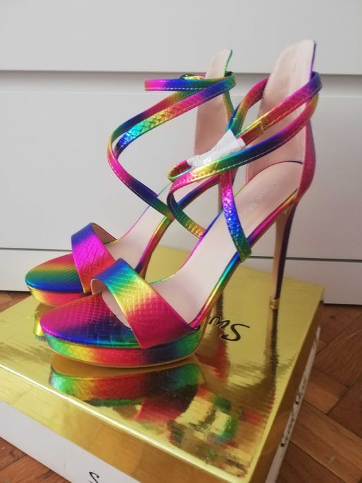 Сандали Sweet shoes Нови хамелеон!
