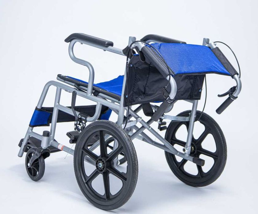 Инвалидная коляска в хорошем состоянии