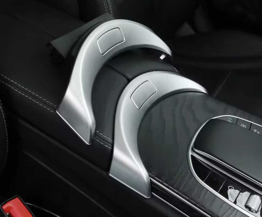 Хромирана лайсна пред подлакътника за Мерцедес Mercedes w205 w253