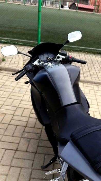 YAMAHA YZF R125, 2016