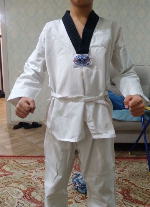 Продам кимоно  таэквандо