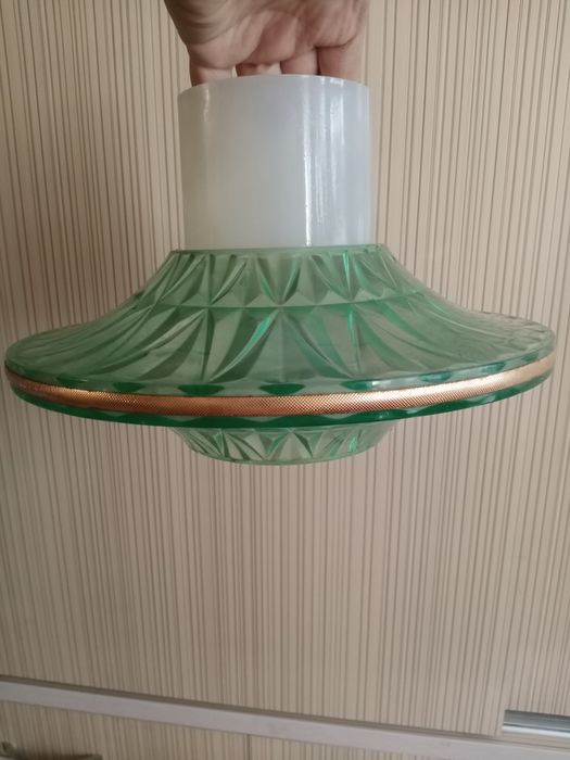 Светильник (люстра)