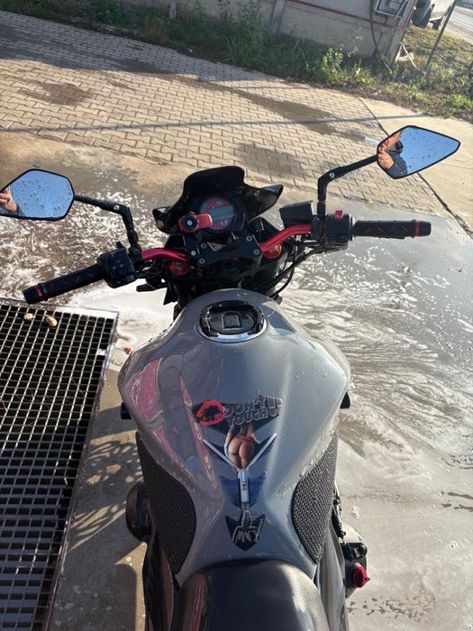 Kawasaki z1000 r , an 2004