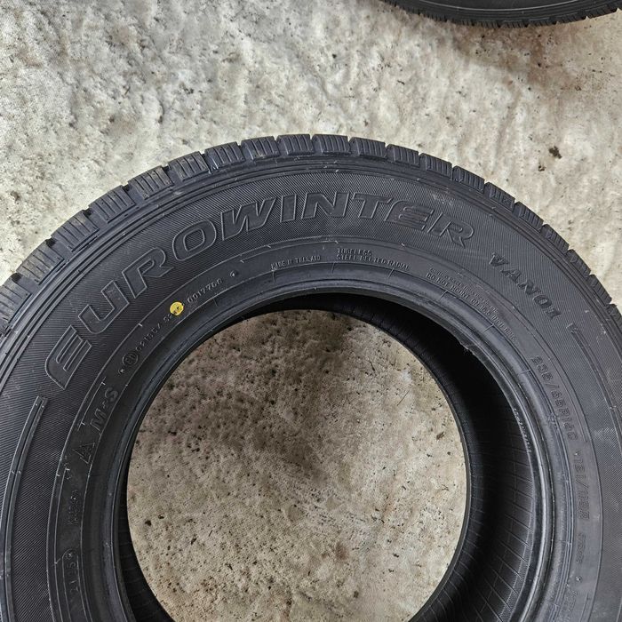 4 Нови зимни бусови гуми 235/65R16C Falken EuroWinter VAN01 121/119R