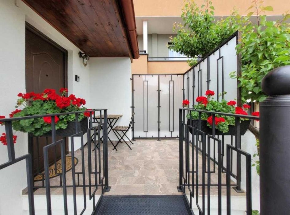 Cazare Spital Memorial Enayati Neolife Regina Maria Sector 1 | parcare