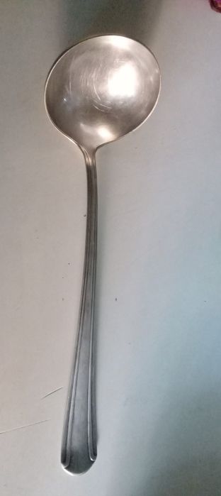 Продам мельхиоровые изделия вилки,ложки и т.д.