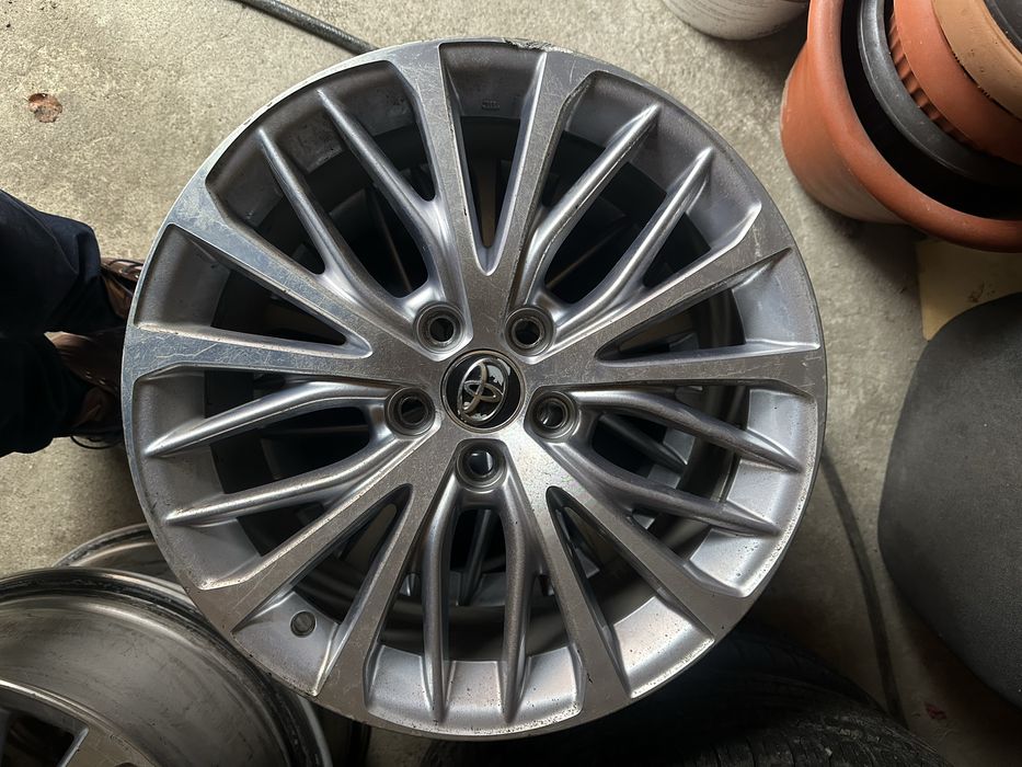 Р18 оригнал камри 70