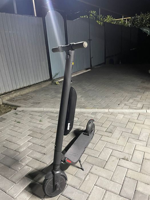 Электро самокат ninbot