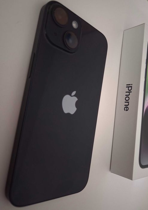 Iphone 14 negru cu incarcator