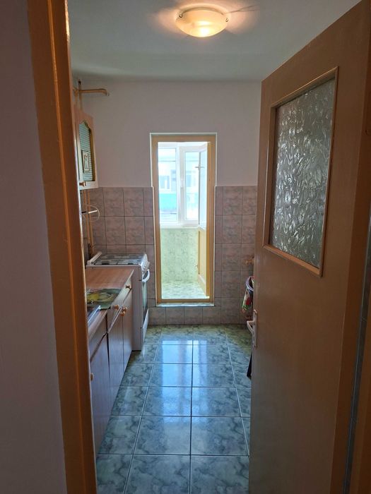 Proprietar - 2 Camere Decomandate, Trivale Complex 1, Bl. P14, Etaj 3/4, Orientare Sud, Izolat — fotografia 3
