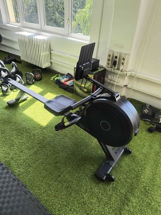 Vand echipament și aparate fitness