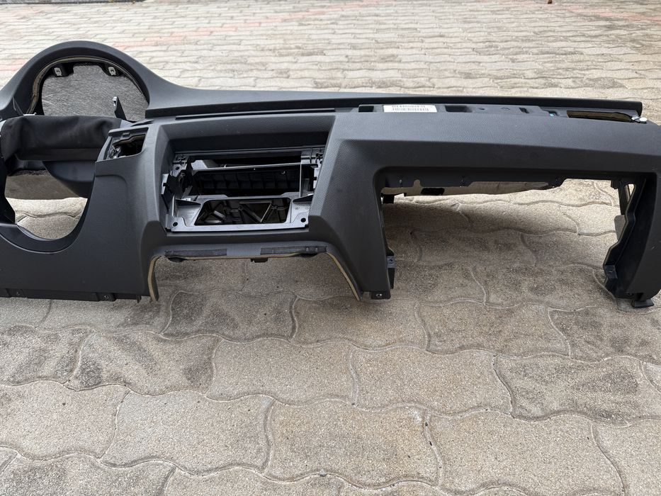 Оригиналто табло за бмв Е90/91