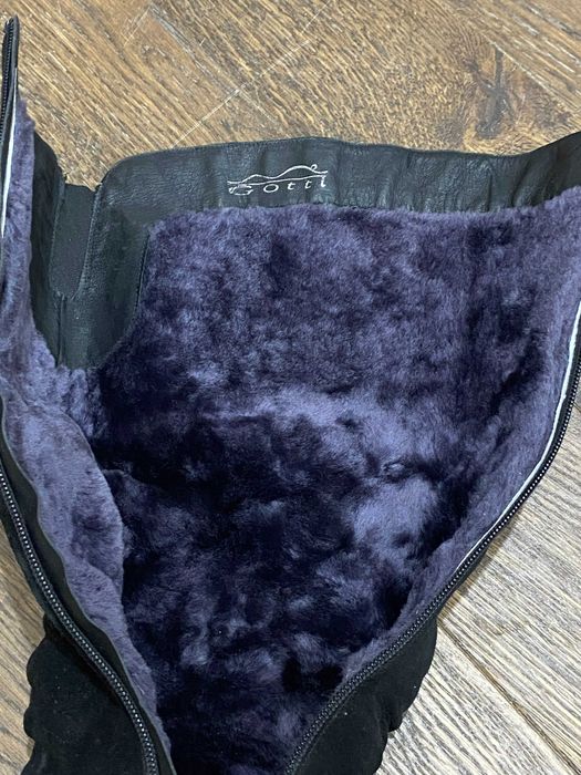 Срочно продам зимние сапоги