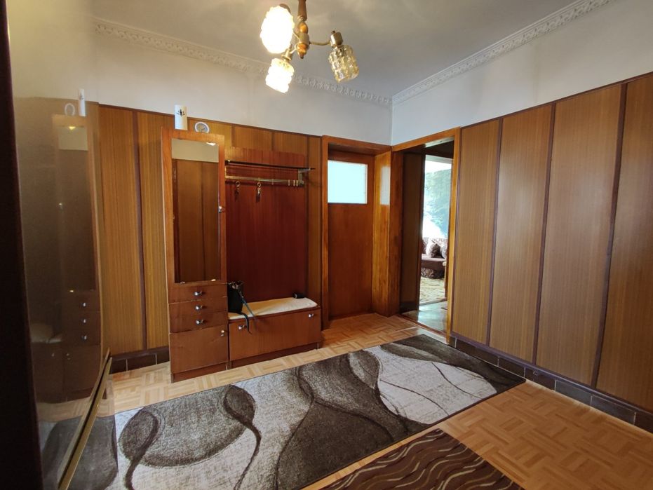 Продава се Етаж от къща в Генерал Тошево - 240 кв.м за 202 €/кв.м - Снимка #10