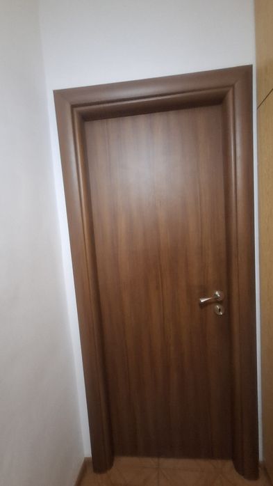 Интериорни  врати