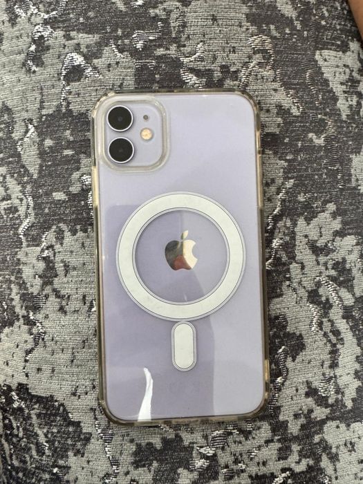 Продам айфон 11 в отличном состоянии