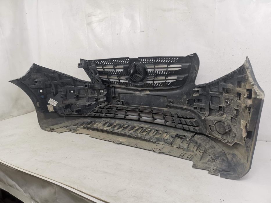 Предна броня Мерцедес-Бенц Вито / Mercedes-Benz Vito W447 с оригинална