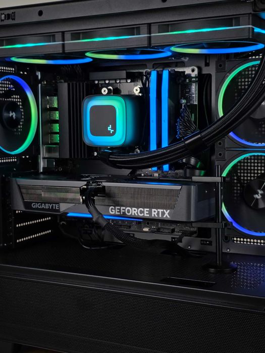 Нов | Ryzen 7 7800X3D | RТX 5070 | 32 GB RAM | 1TB NVMe | Геймърски