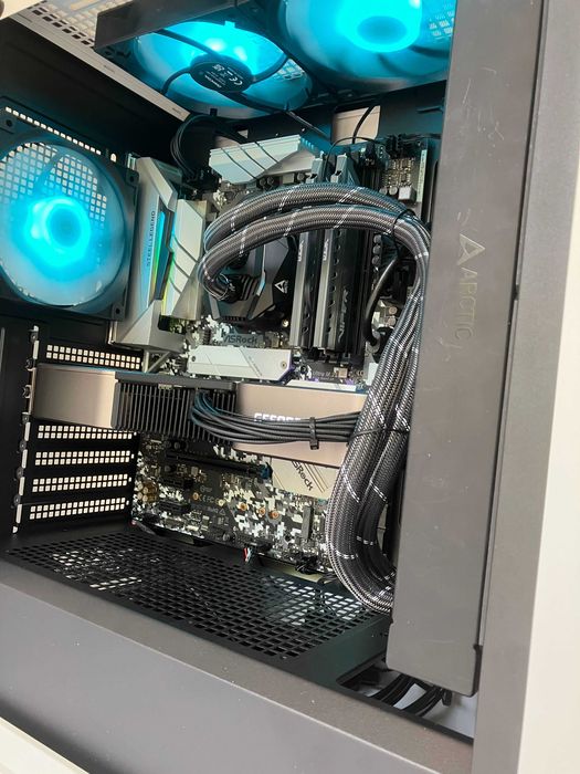 2K/4K ГЕЙМИНГ | RTX 3080 10gb GDDR6 | Ryzen 7 5800X | 32 RAM