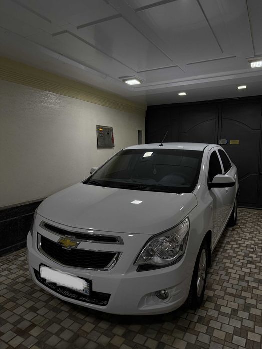 Cobalt Chevrolet Avtomat Белый цвет