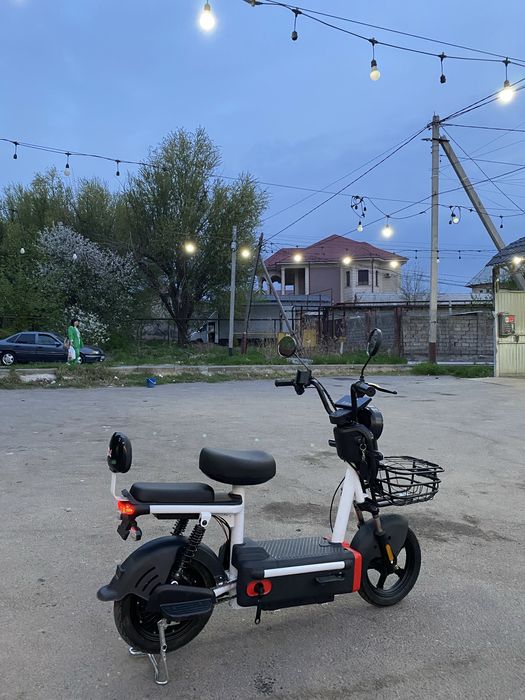 Продам скутер  Davi
