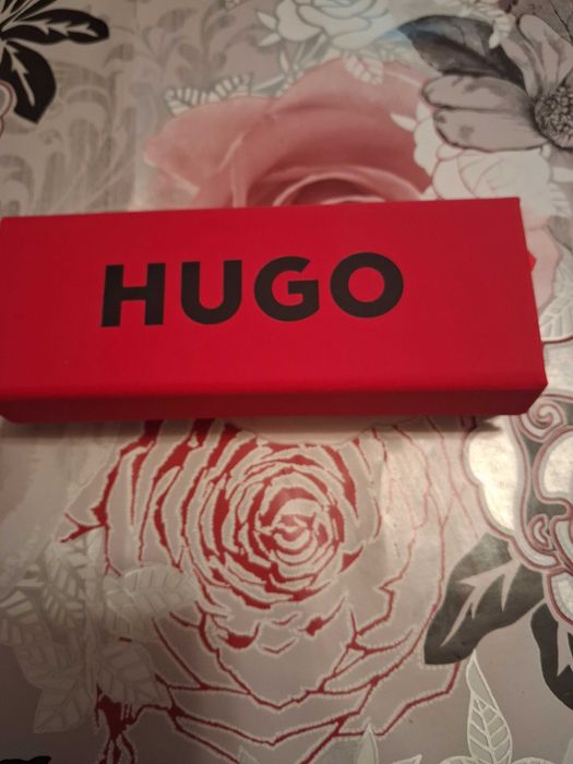 Калъф за очила HUGO
