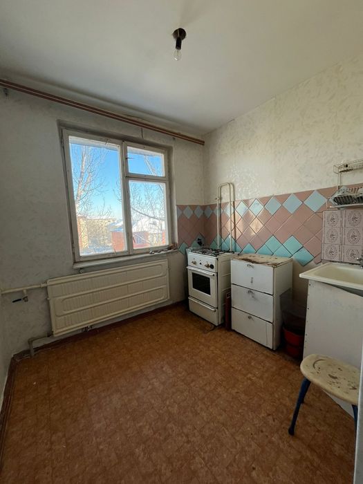 Зигзаг, 7-я школа 2х комнатная кв . Продаётся