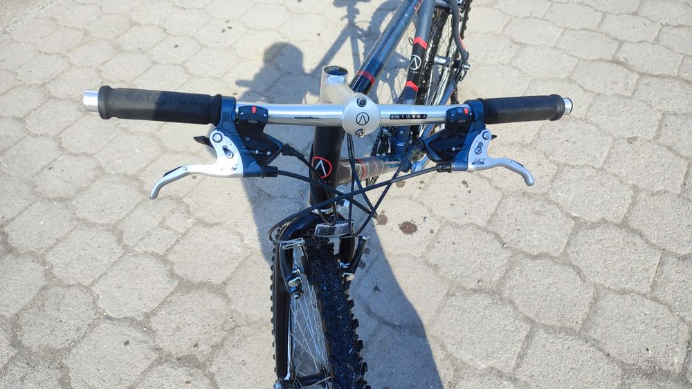 Велосипед алюминиевый