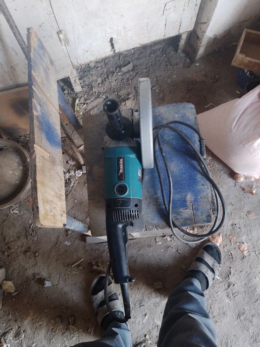 Makita bolģarka yangi garantiya beriladi Rassiski