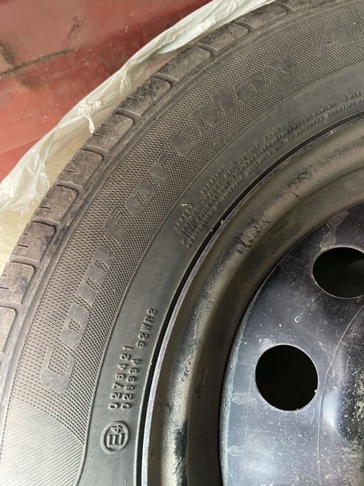 Продам шины с дисками на 14