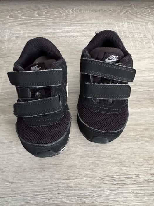 Маратонки Nike 21 номер