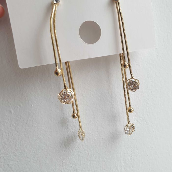 Комплект обеци и гривна