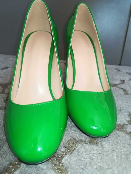 pantofi dama verzi - marimea 35/36 - 50lei