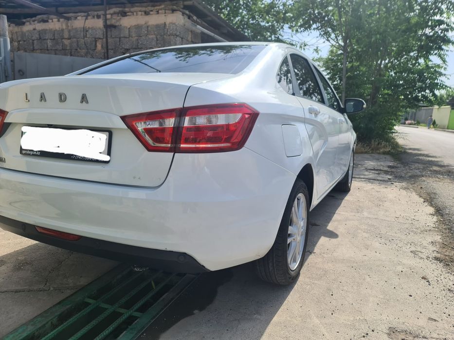 Vesta в идеальном состоянии