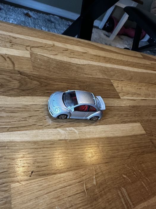 Machete metalice diferite modele de masini !