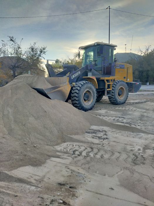 Услуги КамАЗа и погрузчика