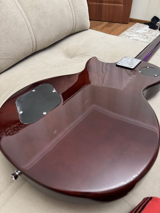 Гитара Epiphone les Paul