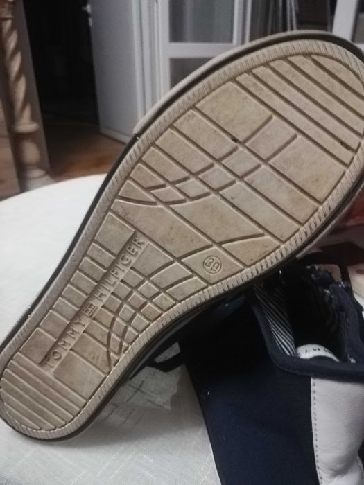 кецове Tommy Hilfiger номер 39