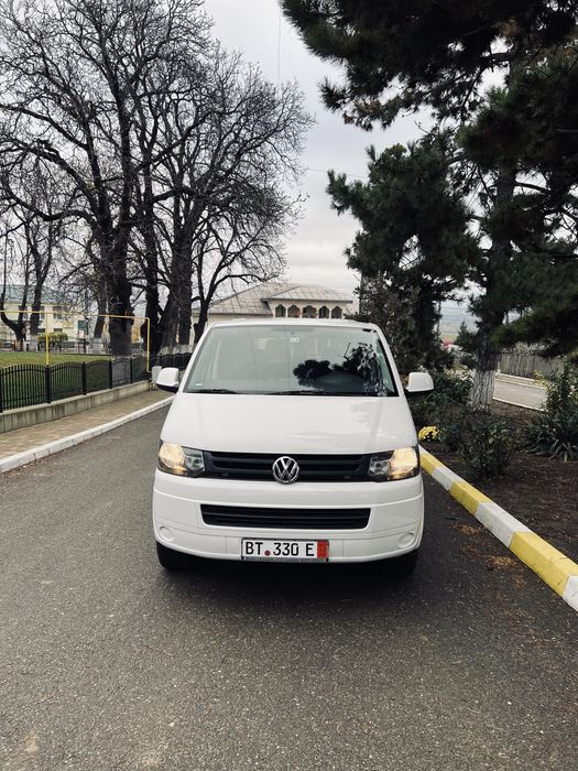 Volkswagen Transporter T5 2012 2.0 140 CP 8+1/Numere rosii