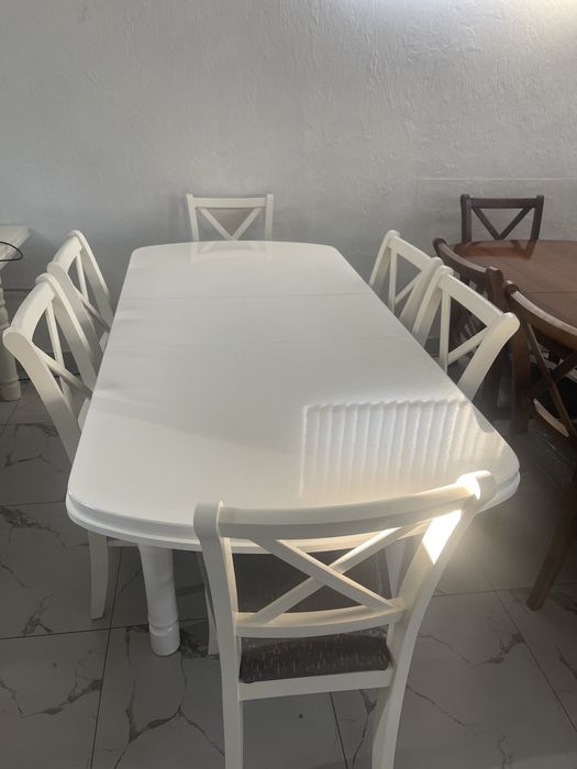 Столы кухынный гостинный