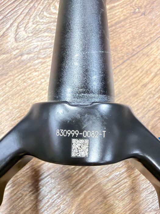 Furcă FOX 34 FLOAT Performance Grip 29", 140 mm